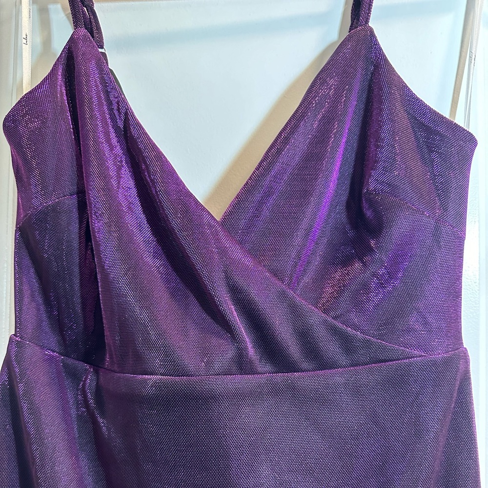 Dress - Picture 2 of 5